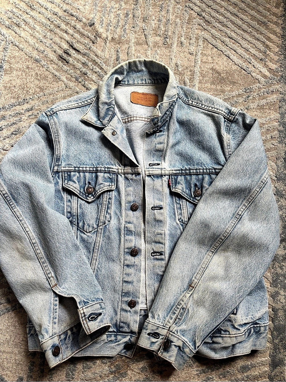 Levi's unisex VINTAGE Trucker Denim Jacket in Blue